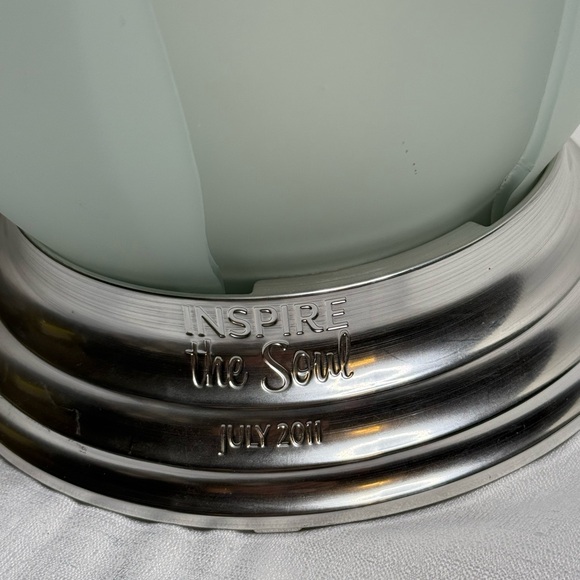 Scentsy Wax Warmer RARE! 2011 'Inspire The Soul' White Lotus Incentive - Picture 4 of 10